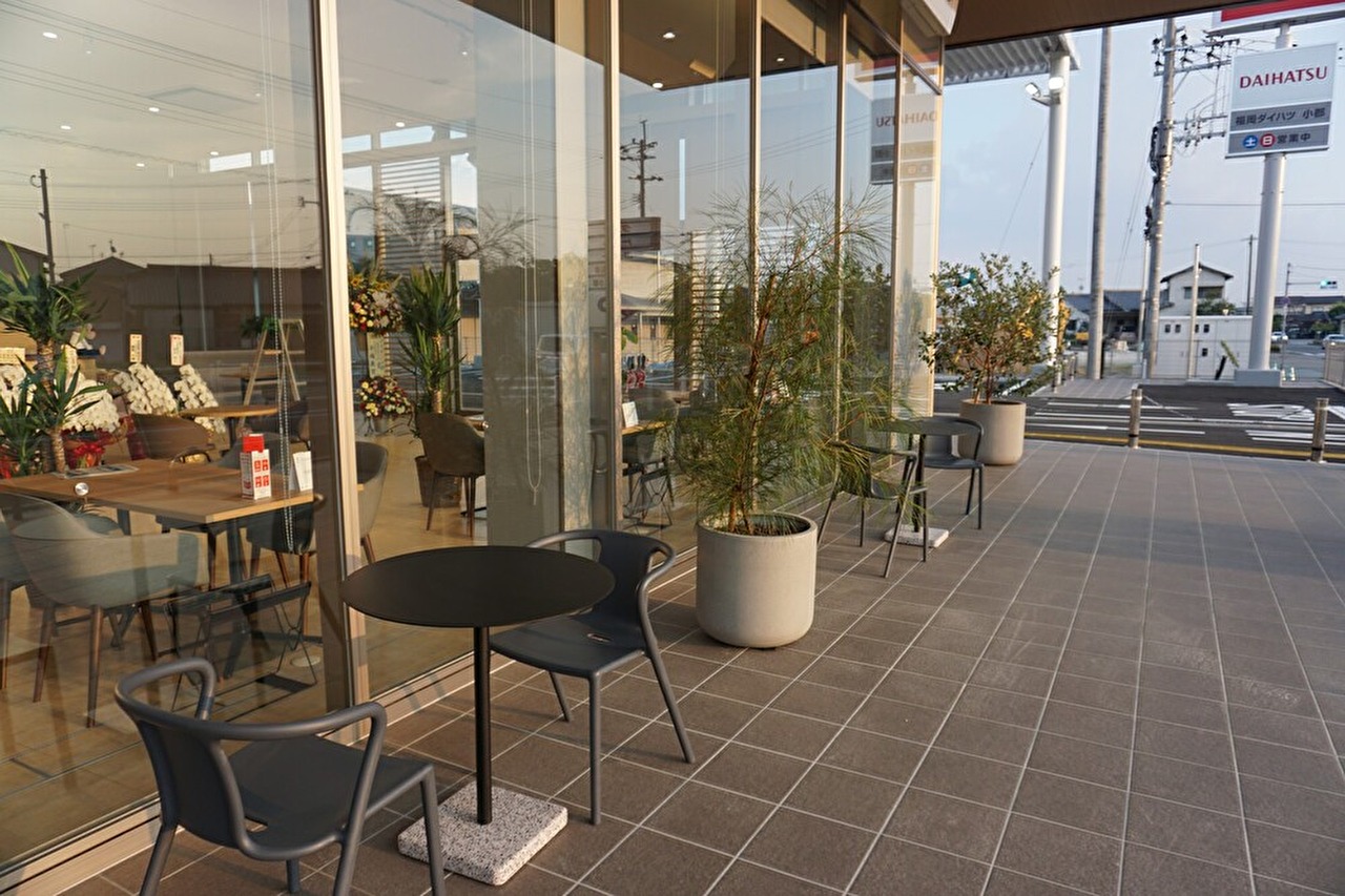福岡ダイハツ小郡店